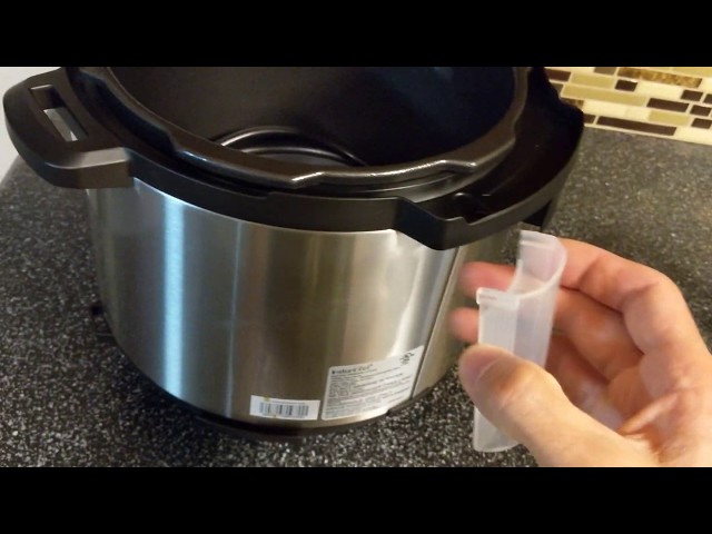 HOW TO INSTALL THE MOISTURE CATCHER ON AN INSTANT POT 