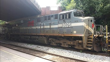 NS 8025 up close in Charlottesville Virginia on NS 228