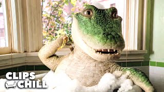 Mom Finds A Crocodile In Her Bathtub | Lyle, Lyle Crocodile