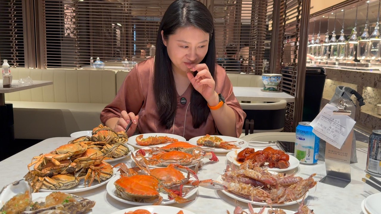 【寻尝姐妹】东北洗浴真的吃太好了！俩人花796元在沈阳体验洗浴文化，看看里边都有啥