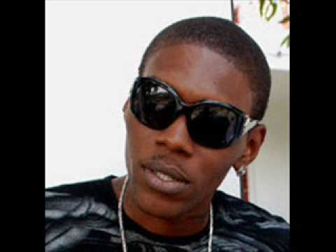 It Tight Eeh - Vybz Kartel