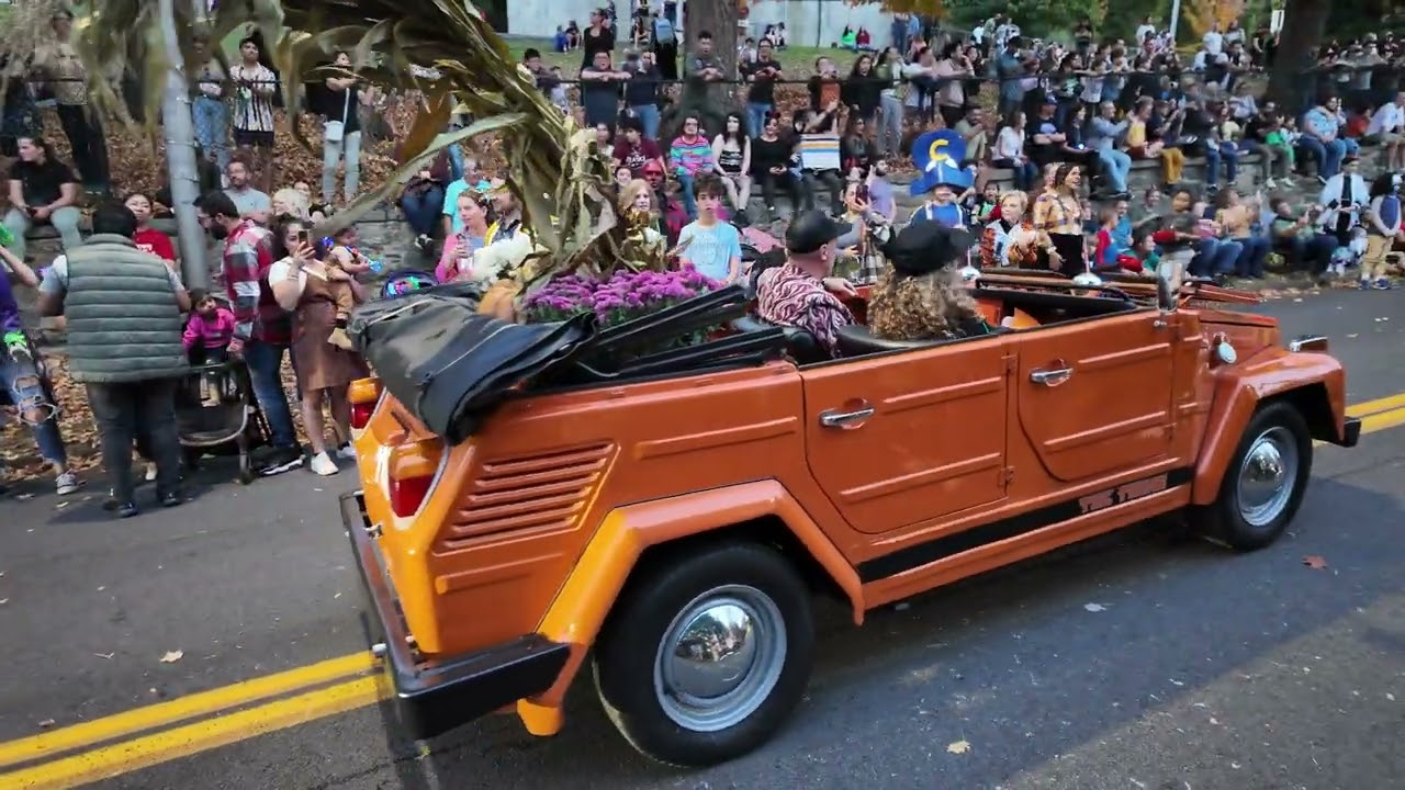 Spooky Spectacle: Tarrytown Halloween Parade 2023