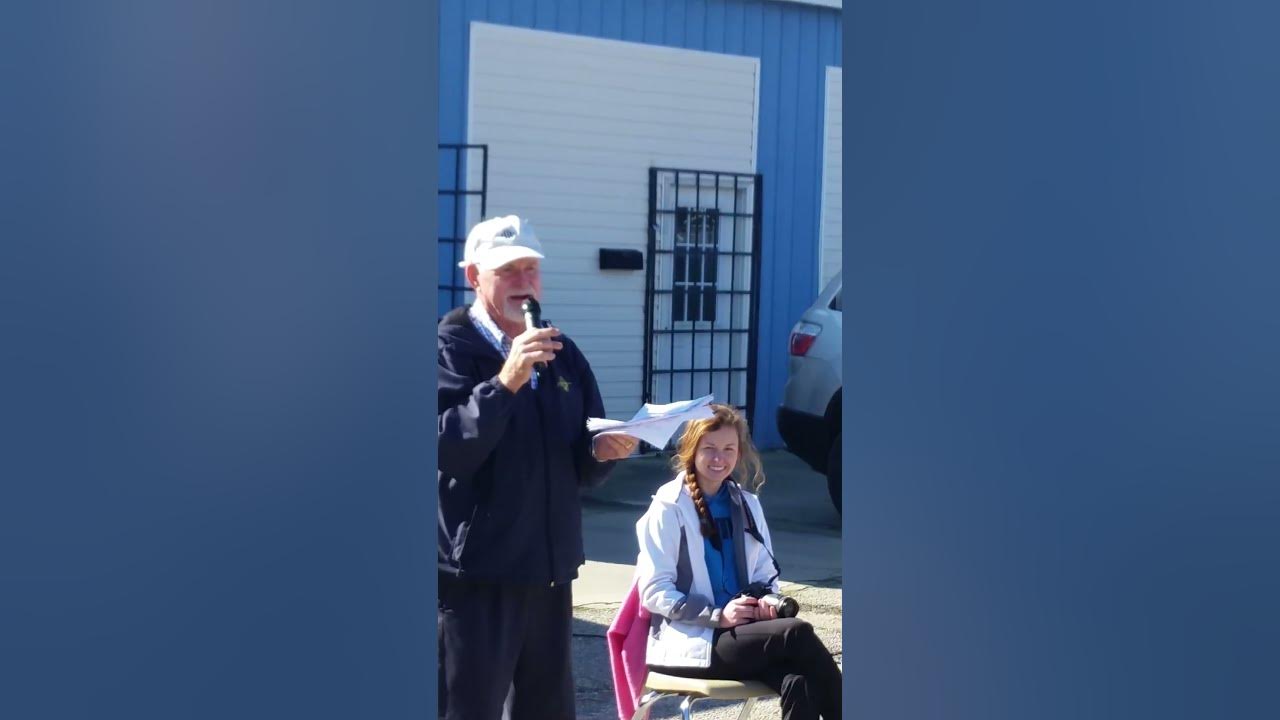 Barrineau Christmas Parade Stanley Hurling insults YouTube