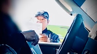 Policías vuelven a detener a paisanos zacatecanos, de nueva cuenta les piden para el refresco