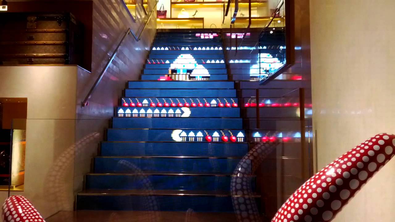 louis vuitton italy rome Louis Vuitton video game steps Rome Italy - YouTube