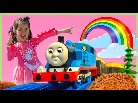 บริ้งค์ไบรท์ | เล่นรถไฟโทมัสกับผองเพื่อน thomas train พ่นควันได้จริง