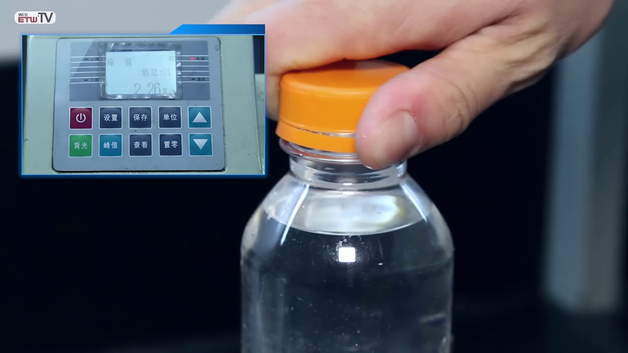 liquid beverage filling machine and packing system