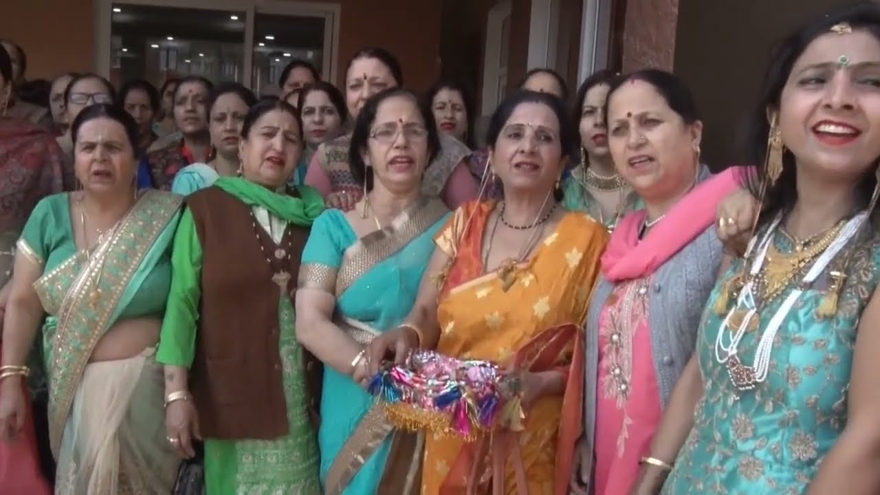 Kashmiri Wedding Song | Wanwun by Kashmiri Pandit  Ladies | Kashmiri Pandit Wedding | Kashmiri Song