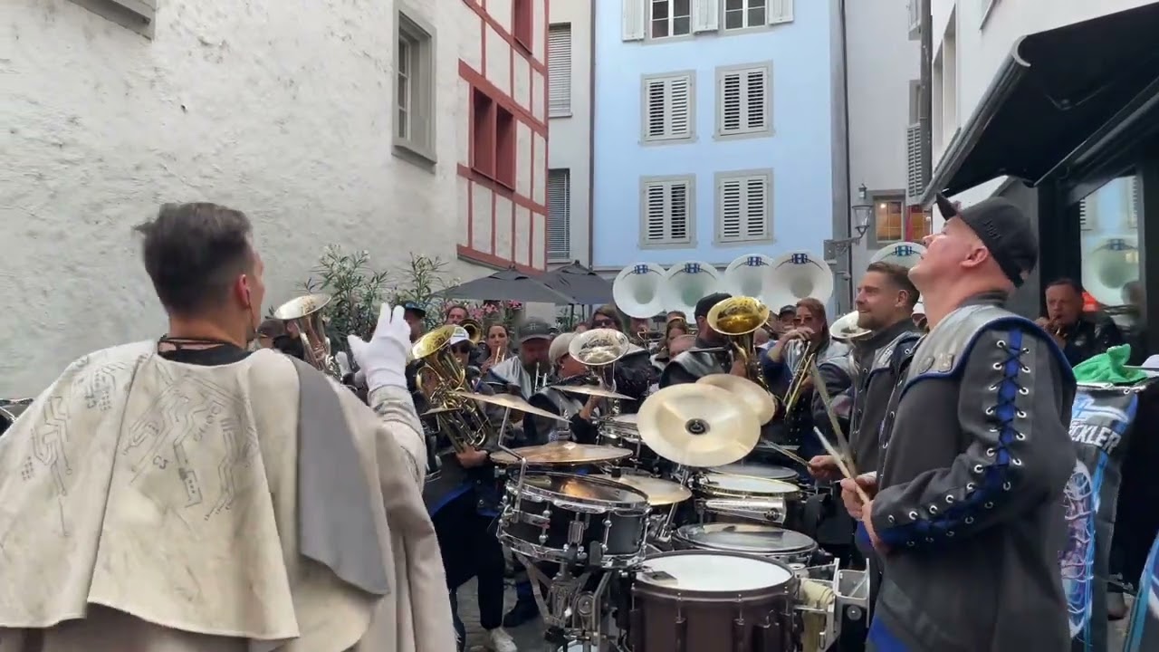 Latärndlihöckler centuries