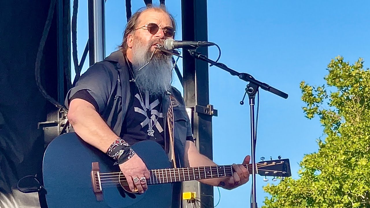 Steve Earle – I Ain’t Ever Satisfied (Live 2025, Rhythm & Roots Festival, RI)