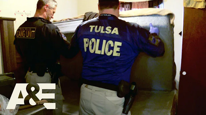 Live PD: Police Patrol – Search Warrant Uncovers Firearms—Then Mom Calls the Suspect | A&E