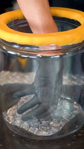 What BUBBLE WRAP Does in a Vacuum Chamber