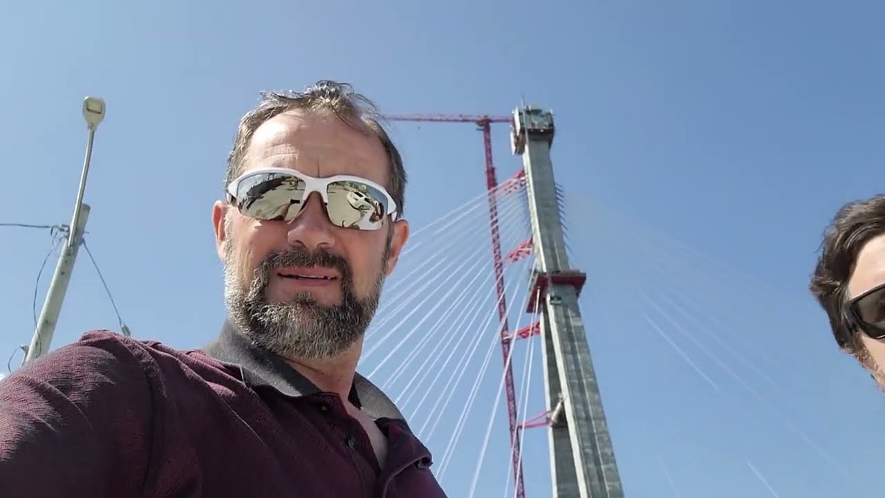 Ubrom und Hendrick fahren Dinge besehen von Windsor nach Amherstburg, Ontraio Canada