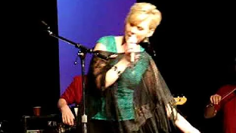 Debbie McLean...A Goodhearted Woman (Cover)