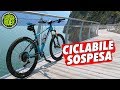 La pista ciclabile, sospesa sul Lago di Garda