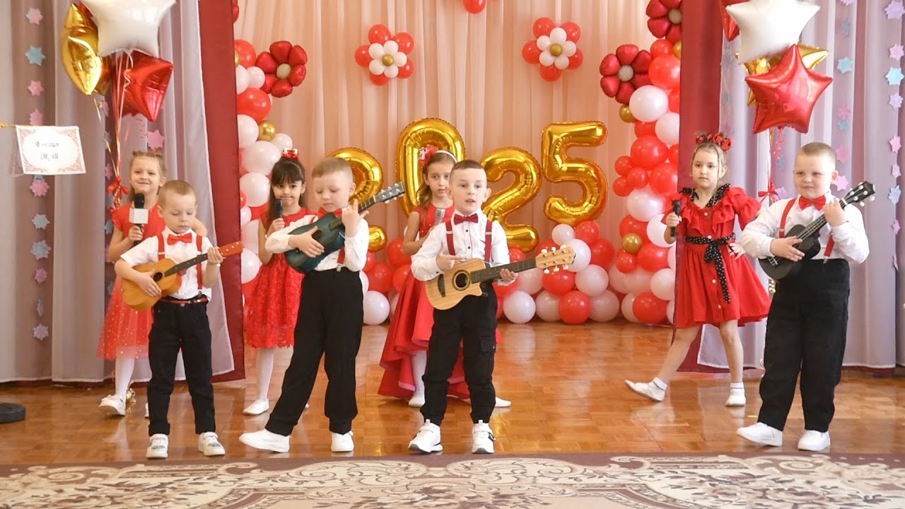 ДРАЙВОВИЙ ВИПУСКНИЙ у ДИТЯЧОМУ САДОЧКУ №10 гр 9 «Сонечко»