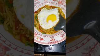 2 min Maggi with Egg #maggi #food #shorts