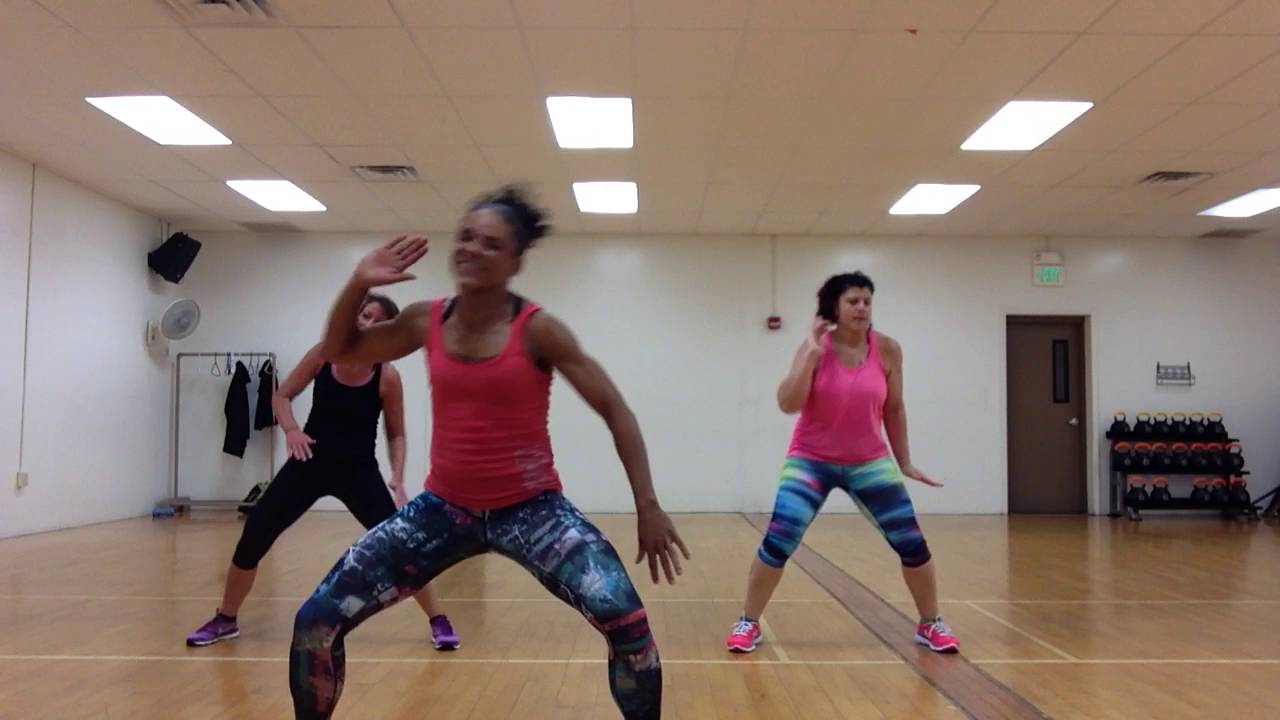 99 Luftballons Mega Mix 35 Zumba with Laressa Webb