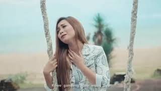 Status wa. Seng penteng koe bahagia aku gampang