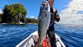 Big Fish on a Small Sketchy Boat - Hawaii Living