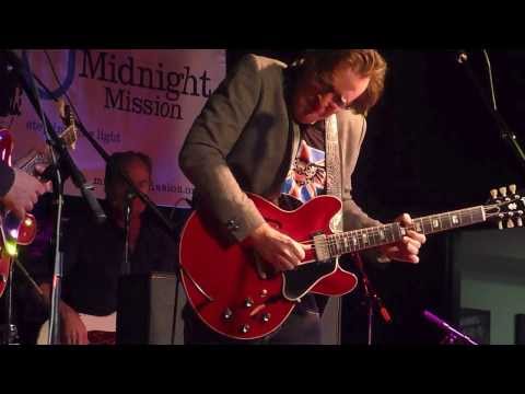 Joe Bonamassa Jimmy Vivino Kirk Fletcher Blues Deluxe Charity Show For Midnight Mission Youtube 2 minutes to midnight is a song by the british heavy metal band iron maiden, featured on their fifth studio album, powerslave (1984). youtube
