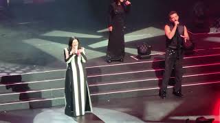 Laura Pausini, amores extraños, Rosemont theater, Chicago, 04/04/24