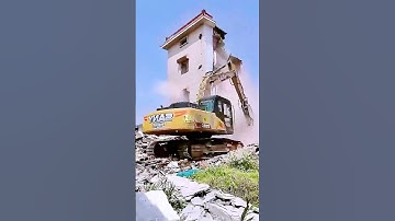 In the process of demolishing a house, good machinery can improve efficiency