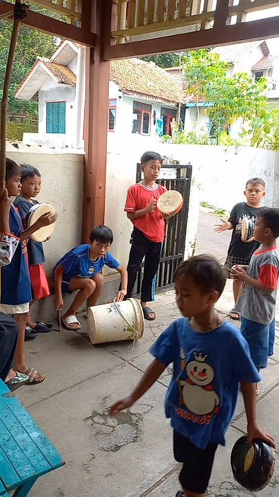 latihan genjring #shorts #short #mawitrip #genjring #rebana #drums #anak #latihan #main #wow