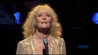 Petula Clark - Don't sleep in the subway (Live Olympia) chords