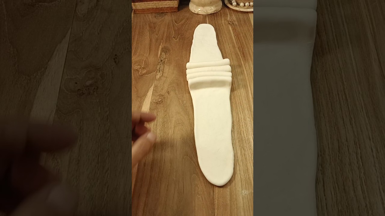 Easy way to design beautiful cake dough.(p274)