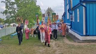 Пасхальное Богослужение и Крестный ход с участием детей в храме св. апп. Петра и Павла в г. Кобрине