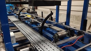 strut channel machine with automatic stacker packing device