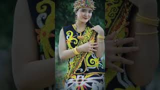 Pesona baju adat   kecantikan cewek dayak kalimantan @tryndsy_ #gadisdayak #jjtipis #salambudaya