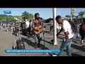 Artistas ganham a vida com música e talento pelas ruas de Florianópolis