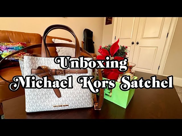 NWT MICHAEL KORS Edith Small Logo Satchel