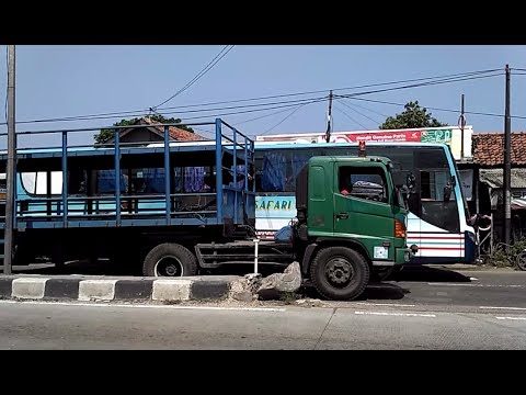 Mobil Truk  Fuso Besar BLOG OTOMOTIF KEREN