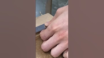 Using a router to build custom mirror frames