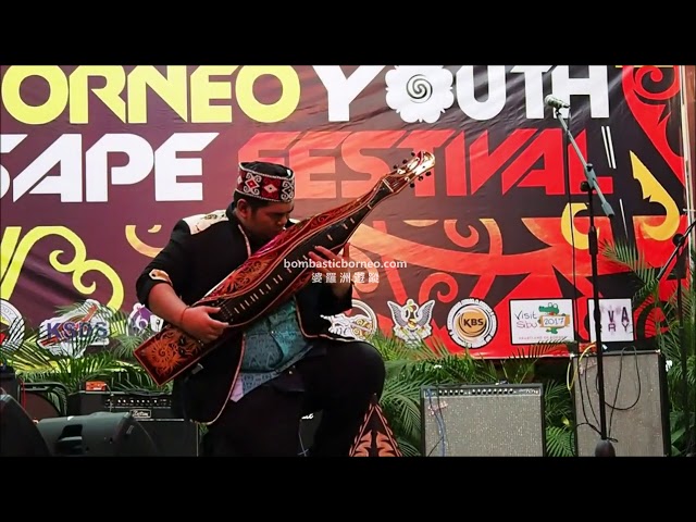 Borneo Youth Sape Music Festival 5: Saufi Aiman Yahya Performance Sarawak Malaysia 探索婆罗洲砂拉越沙贝音乐表演 class=