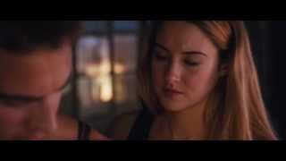 Divergent Teaser Clip - Tris And Fours Kiss
