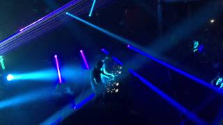 Video thumbnail of "Axwell /\ Ingrosso - Terminal 5 ID"