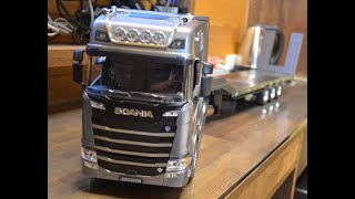 Huina 1501 Scania 770s unboxing Rc Truck 遙控 聯結車 連結車