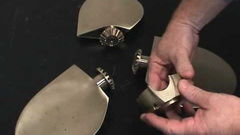 Max-Prop: Inserting blades onto pins & seating in the end cap