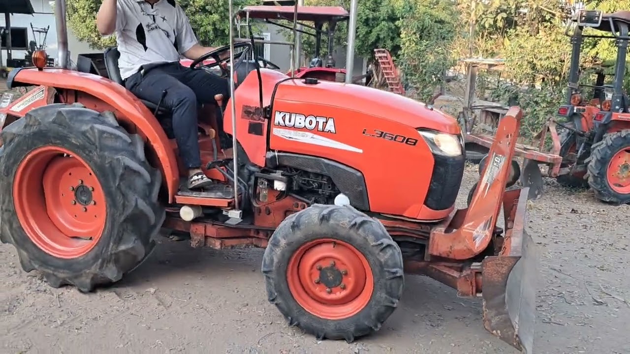 ราคา163,000บาท รถไถคูโบต้า L3608 ปี55 062-825-5750 มหาสารคามครับ