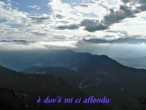 E loche, Là bas les monts