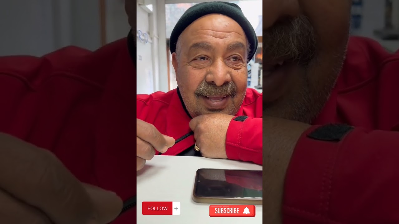 Пламен Богутлиев - компилация смях до скъсване ( влог от различни ресторанти)