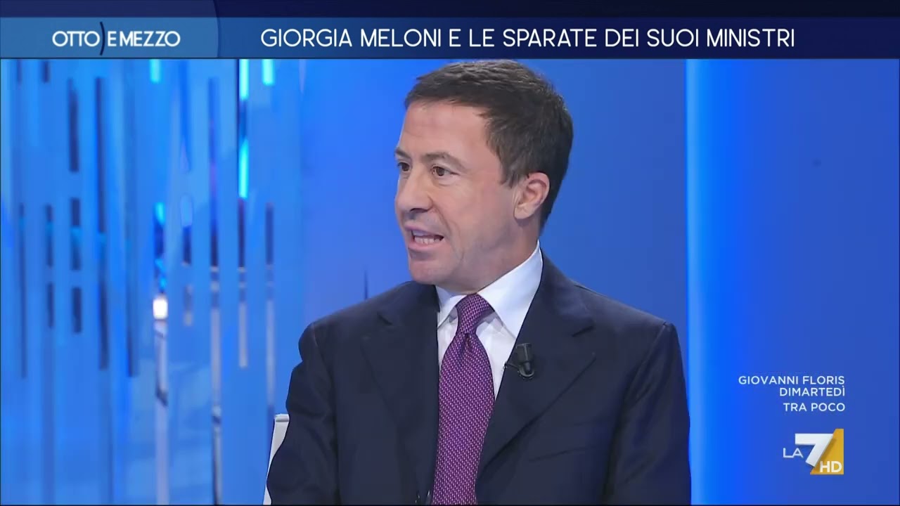 Scontro tra Massimo Giannini e Italo Bocchino: "Sciacquati la bocca prima di parlare di Repubblica!"