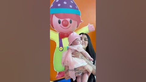Karely Ruiz celebrando el día de las madres con su hija… #karelyruiz