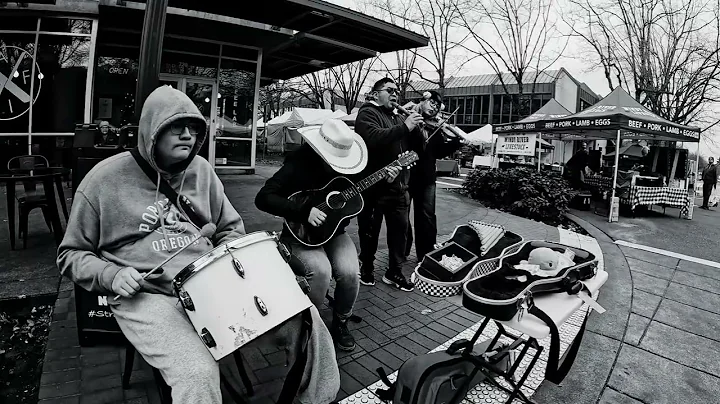 Cesia Retana and The Little Wages Band ( Black and White 2)