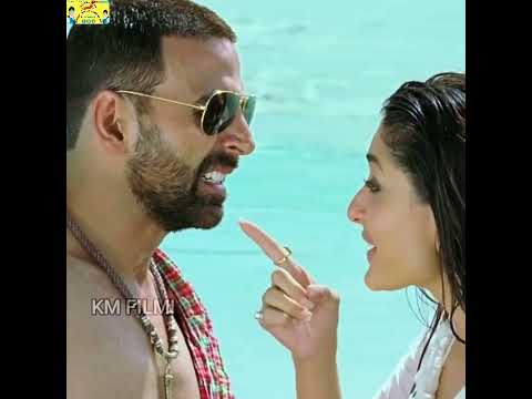Who's the hunk? | Scene | Tashan | Kareena Kapoor |Akshay Kumar | Saif Ali Khan... See more