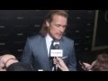 Entrevista a Caitriona Balfe y Sam Heughan en la premiere de Outlander en Nueva York.